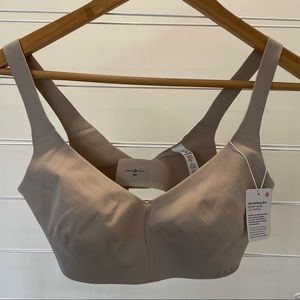 Lululemon “Like Nothing Bra” 36 C